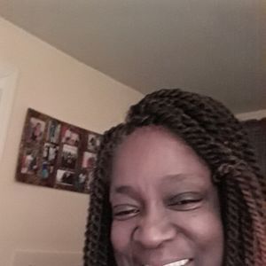 Meet your Posher, Sharon